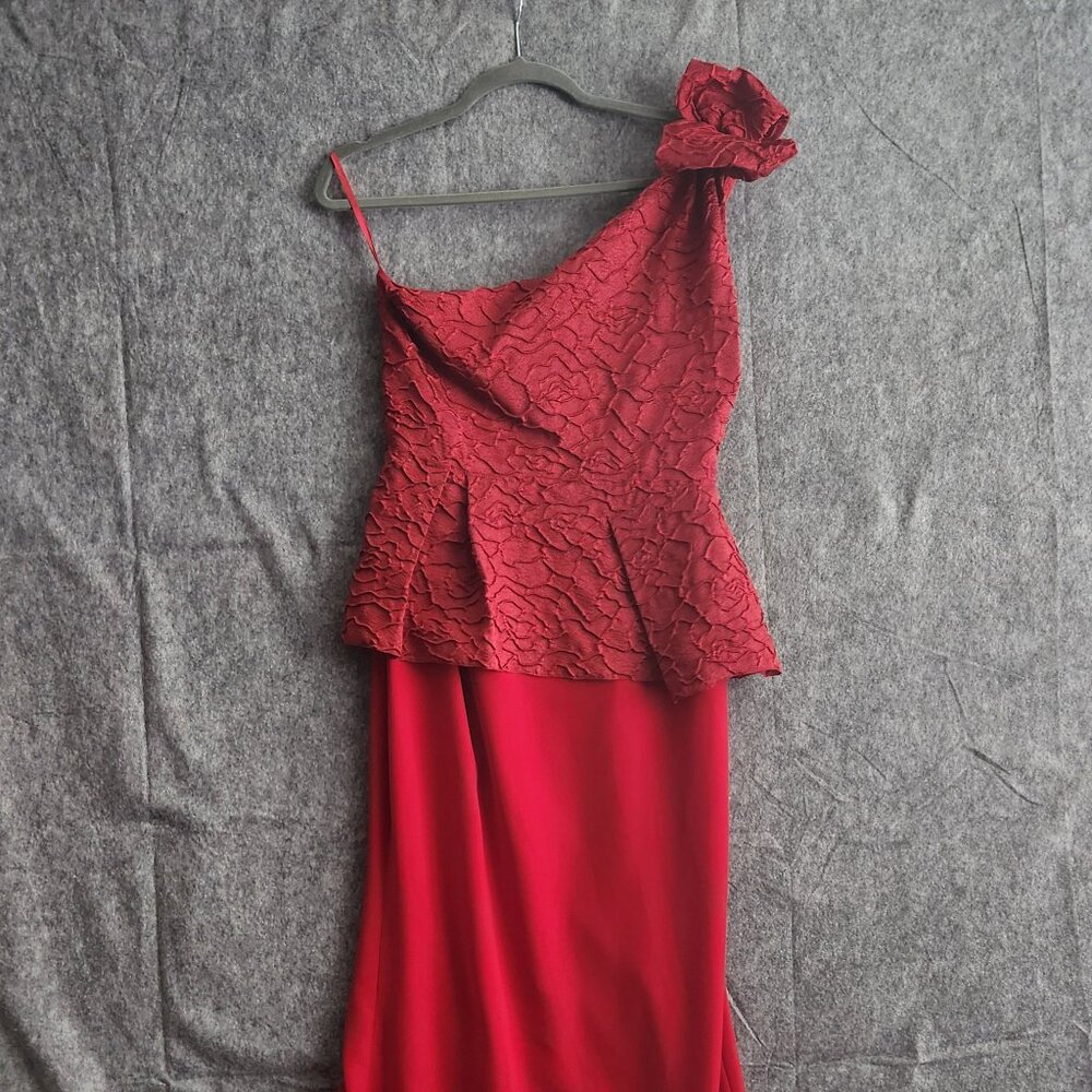 Carolina Herrera One Shoulder Peplum Mermaid Maxi Dress 6 Red Rose Formal Bride